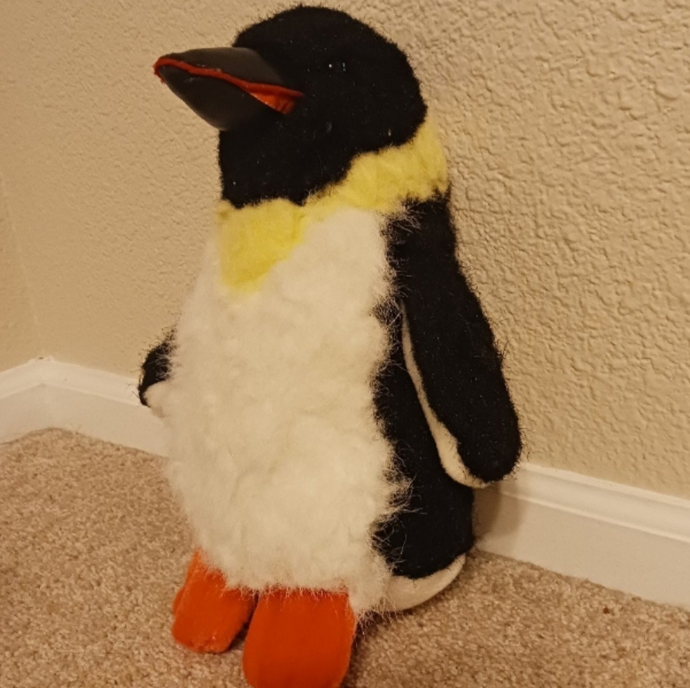 Plush Penguin Toy - Picture 3 of 4